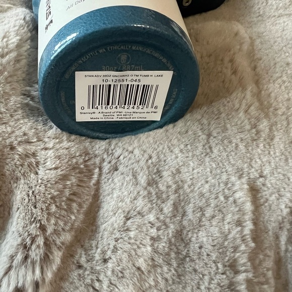 Stanley Hammertone Lake 30 oz - Picture 5 of 5